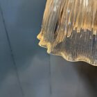 Middelgrote Asteroid persglazen Holophane hanglamp met messing armatuur