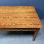 Antieke pitch pine stoffen tafel met twee laden