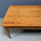 Antieke pitch pine stoffen tafel met twee laden