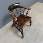 Donkerbruine antieke Engelse captain chair