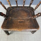 Donkerbruine antieke Engelse captain chair