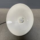 Opaline glazen hanglamp met schuine kap