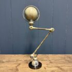 Beige twee-arms Jielde tafellamp