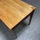 Franse eikenhouten boeren tafel met fruithouten blad