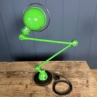 Groene twee-arms Jielde tafellamp