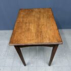 Kleine eikenhouten art deco tafel of bureau