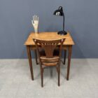 Kleine eikenhouten art deco tafel of bureau