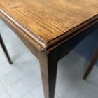 Kleine eikenhouten art deco tafel of bureau