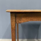 Kleine eikenhouten art deco tafel of bureau