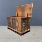 Oost Europees beschilderd bruidskistje