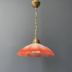 Vintage messing hanglamp met paraplu glazen kap