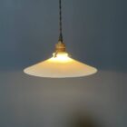 Partij antieke wit opaline glazen hanglampen