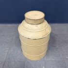 Set van twee crème kleurige Hollandse voorraadbussen