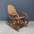 Vintage Thonet stijl schommelstoel