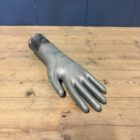 Vernikkelde koperen handschoenenmal