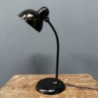 Zwarte Kaiser Idell bureaulamp model 6556