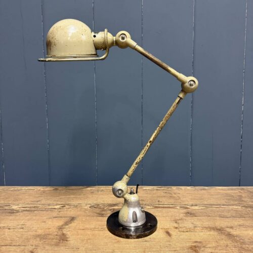 Beige twee-arms Jielde tafellamp