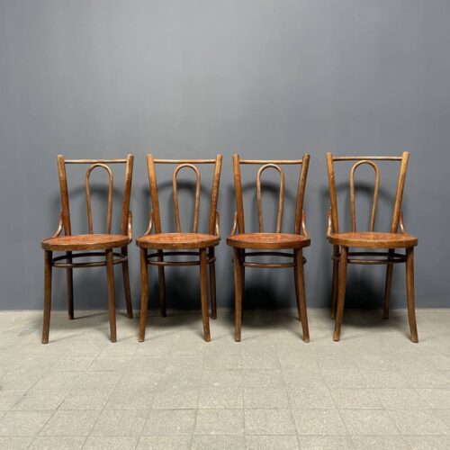 Set van 4 Franse cafe stoelen met sierlijke zittingen