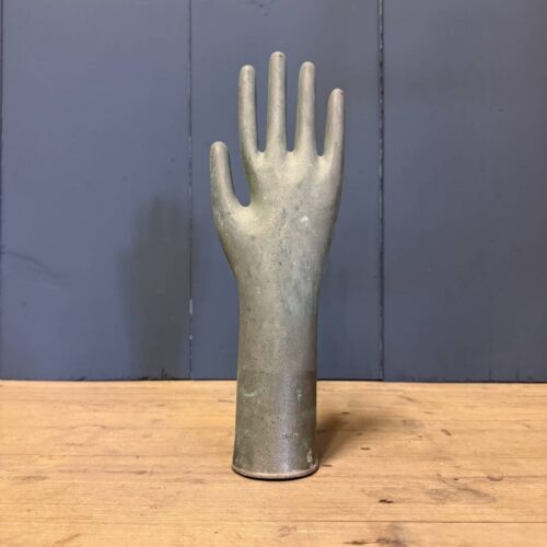 Vernikkelde koperen handschoenenmal